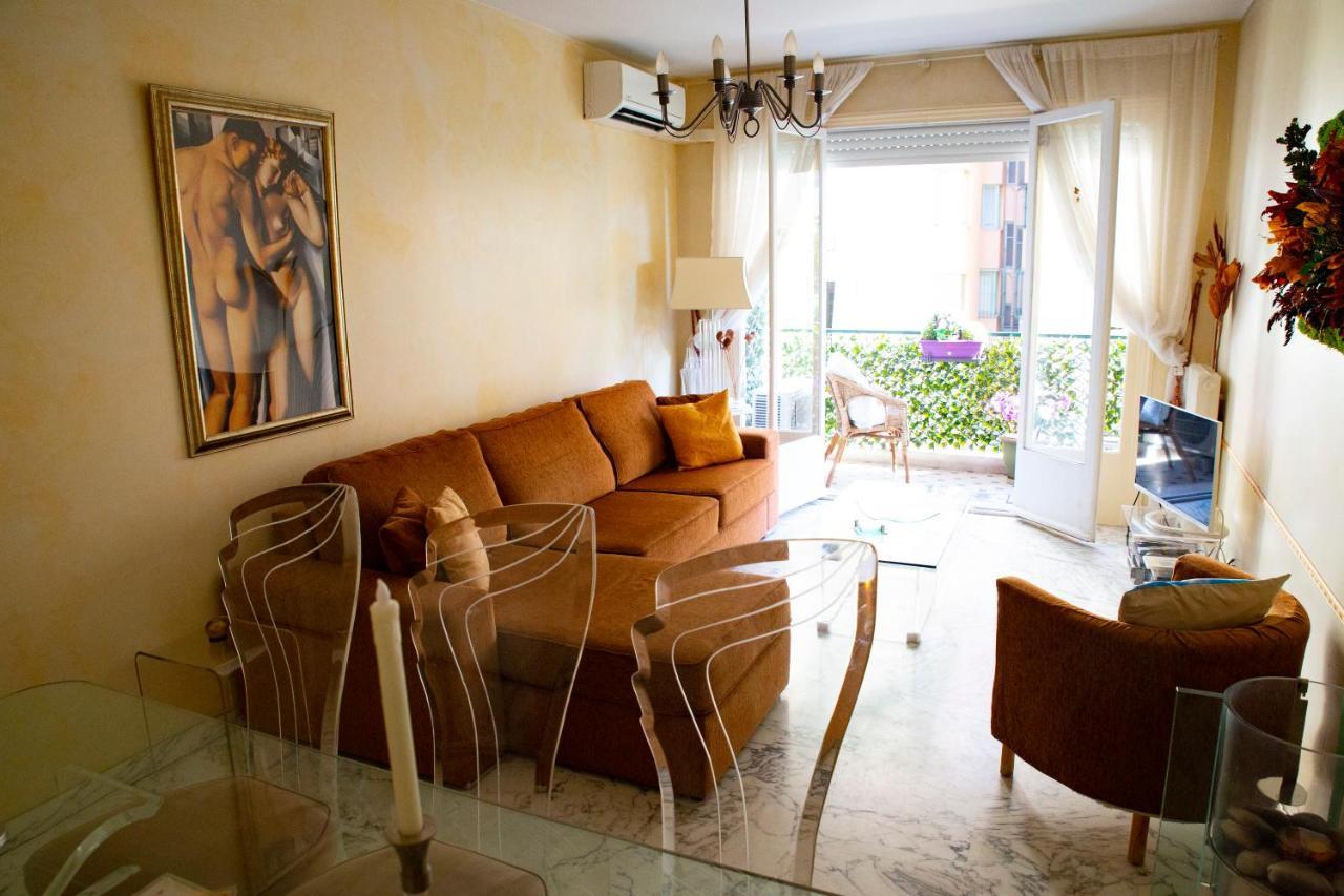 Chill Out Apartment, 2 Mins From Beach Nice Exterior foto